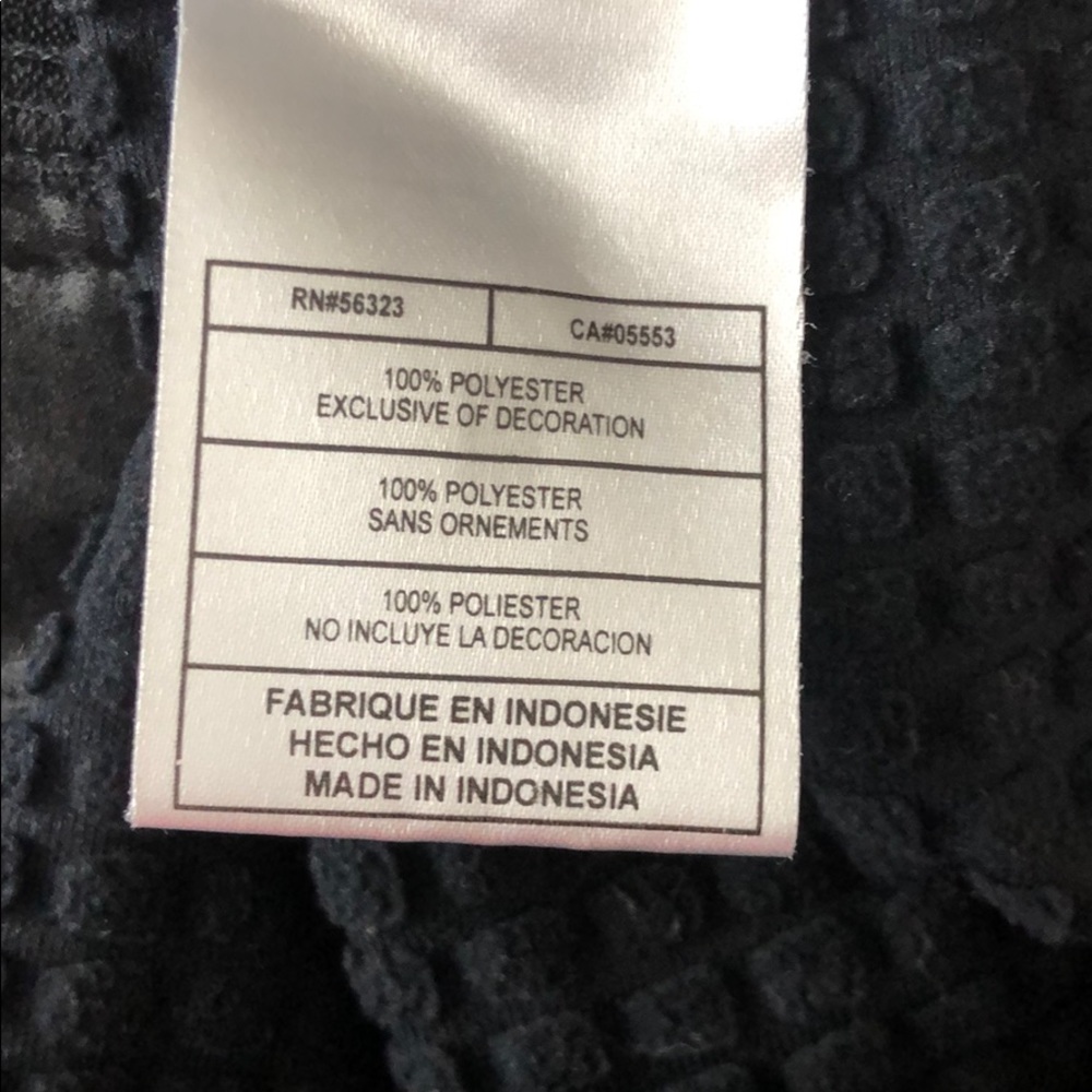 NIKE Black Sphere Thermal Pullover - Picture 11 of 13